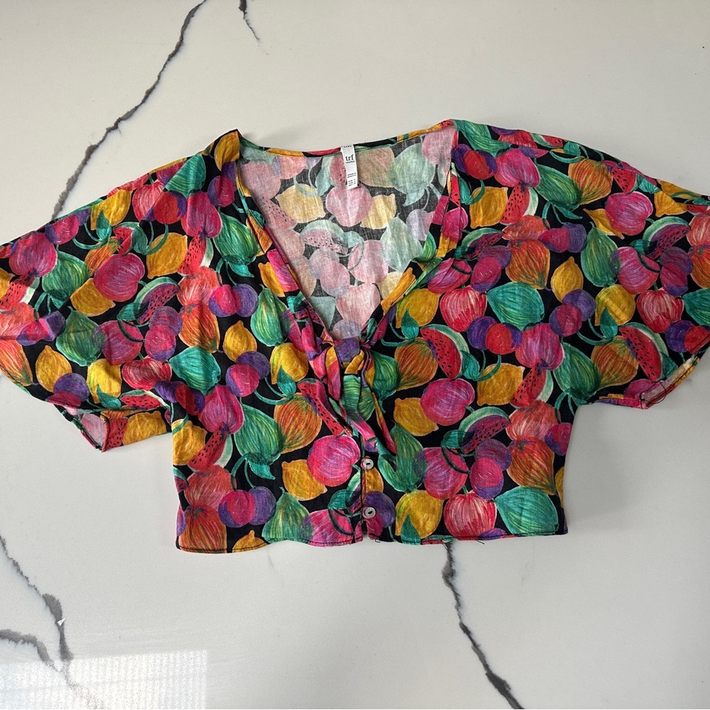 Zara Women’s Colorful Crop Top